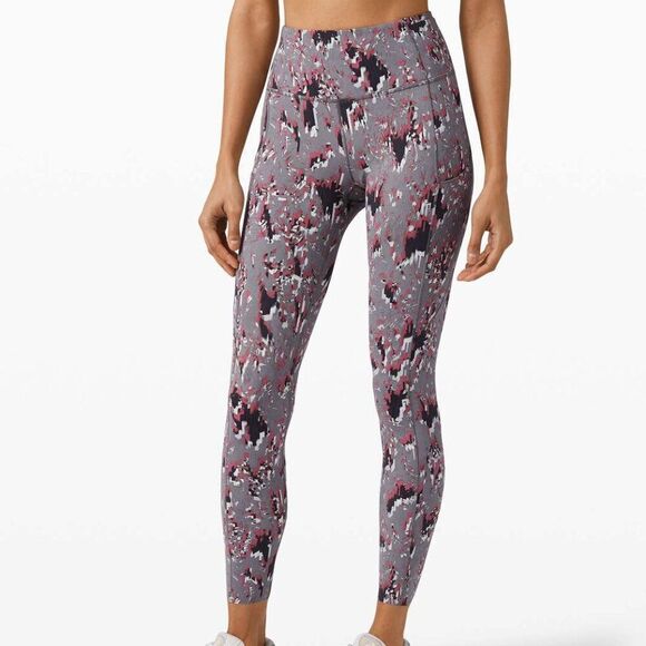 Lululemon Fast And Free High Rise Legging Size 4 - Picture 2 of 9